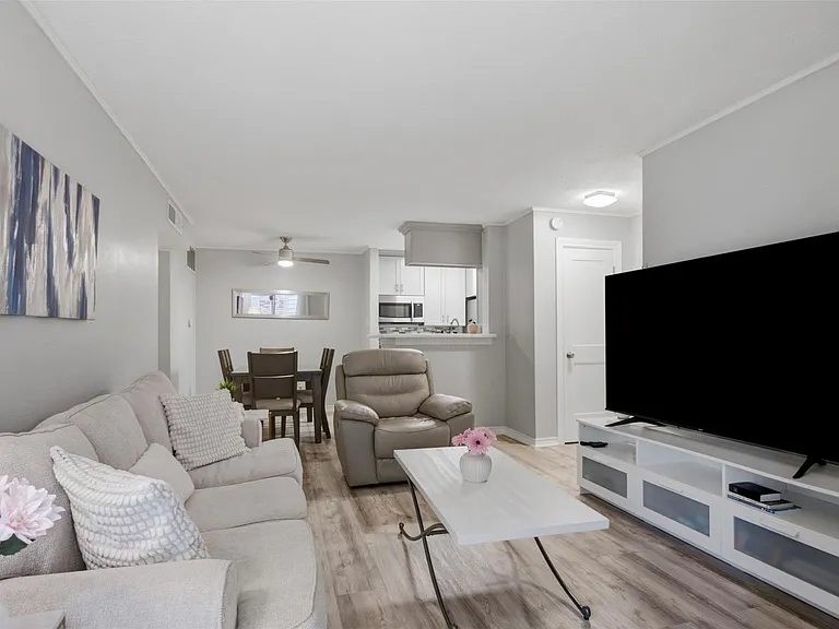 11201 Lynbrook Dr #3812 — Photo 3