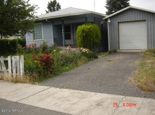 123 E Orchard Ave, Selah, WA 98942