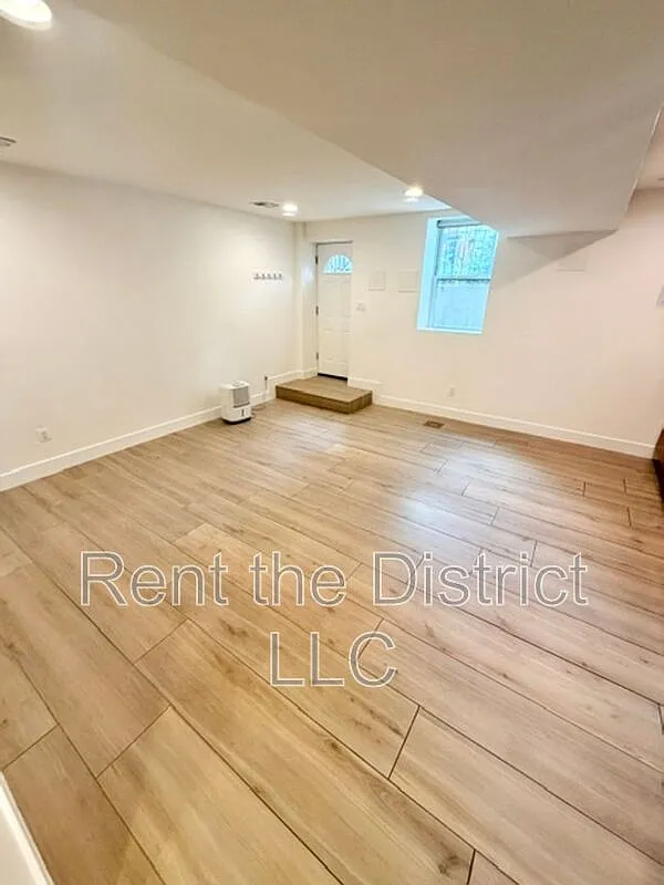 1 bed, 1.0 bath, 650 sqft, $1,645 — Photo 2