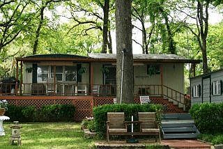 1st image of 180 Thunderbird Dr