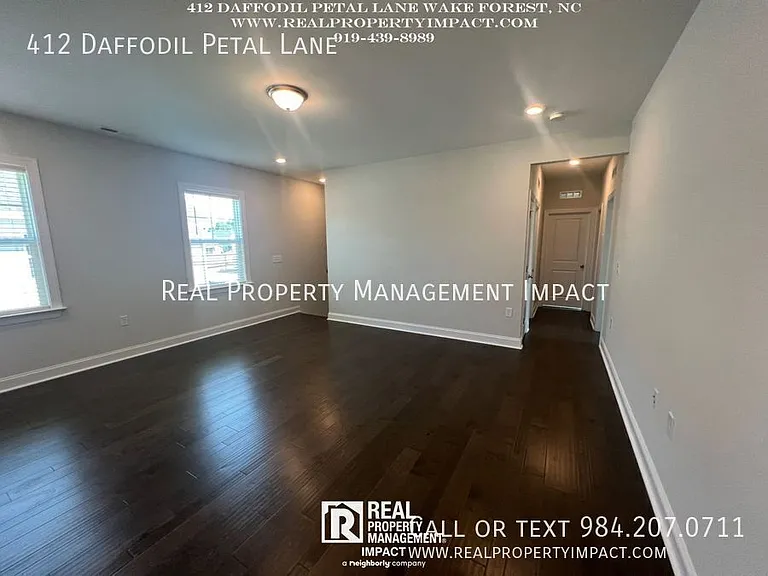 412 Daffodil Petal Ln — Photo 38