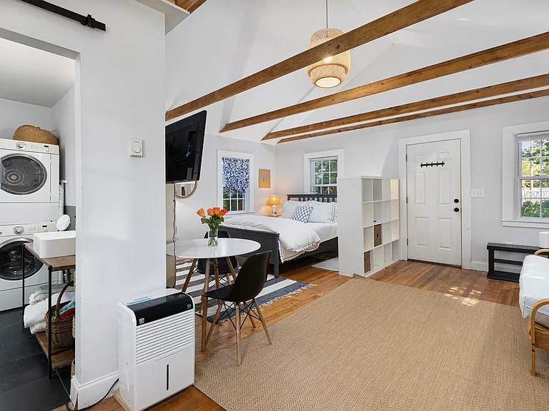 109 Allston Ave — Photo 10