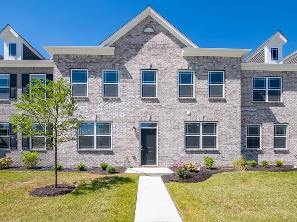 2896 Maricopa Blvd, Whitestown, IN 46075