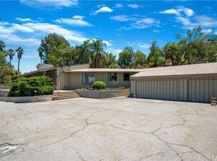 2372 Sunset Dr, Riverside, CA 92506