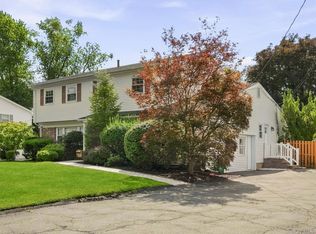 21 Argow Place, Nanuet, NY 10954