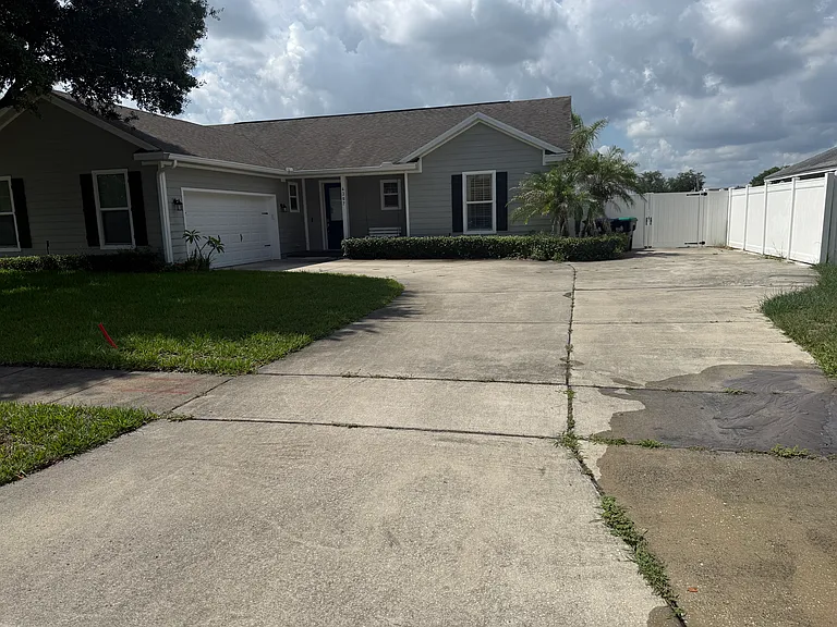 4307 Wyndcliff Cir — Photo 2