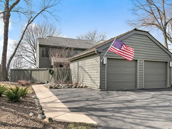 (undisclosed Address), Lake Barrington, IL 60010