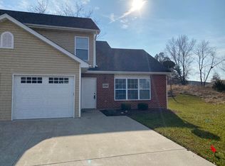 6380 Tayler Ct, Hallsville, MO 65255