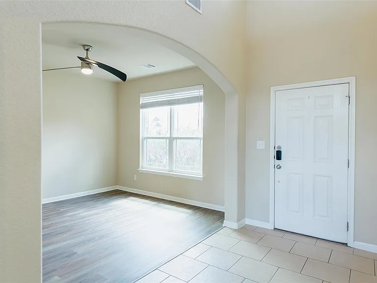 7993 Arezzo Dr — Photo 4