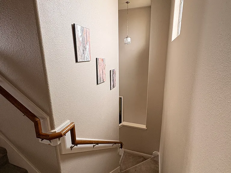 9807 Opal Rock Dr — Photo 23