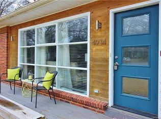 4934 Valley Stream Rd, Charlotte, NC 28209