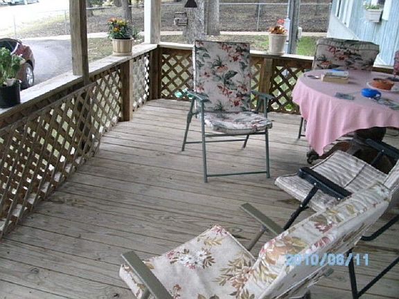 5th image of 731 Oaklanding Cir