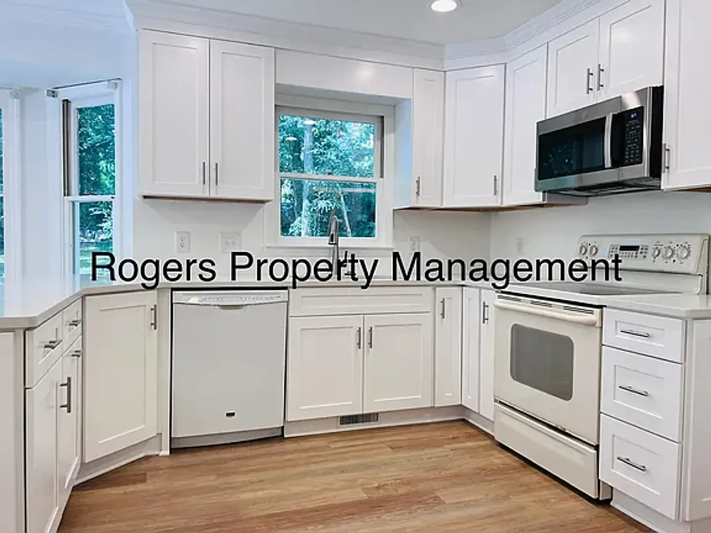 317 Amherst Creek Drive — Photo 4