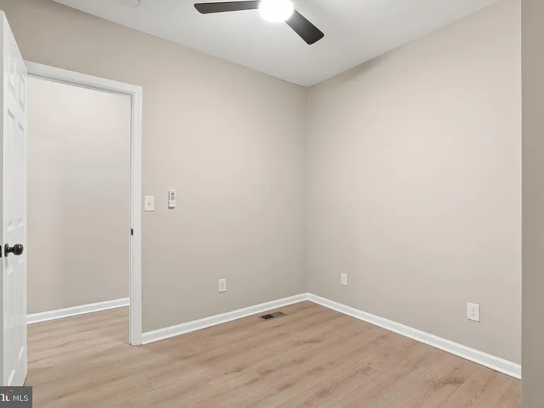 2710 Mura St — Photo 21