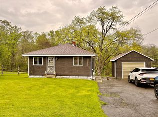 1008 Oakdale Rd, Johnson City, NY 13790