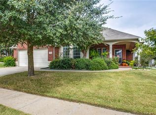 8700 Deepwood Ln, Fort Worth, TX 76123