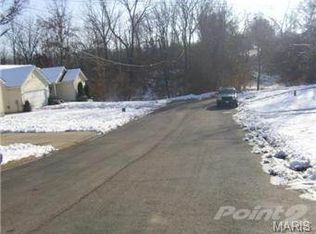 9162 Victory Ave, Saint Louis, MO 63136