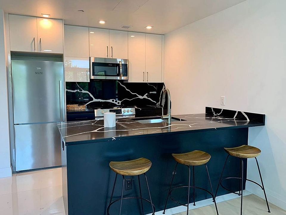 1st image of 3128 Henry Hudson Pkwy E #304