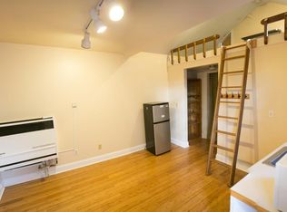 1016 NW 65th St #2, Seattle, WA 98117