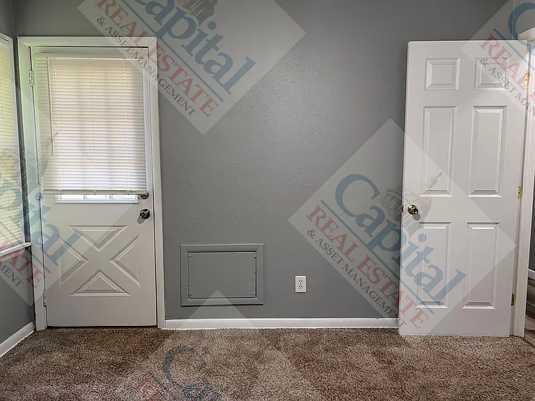 3433 NW 27th St — Photo 17