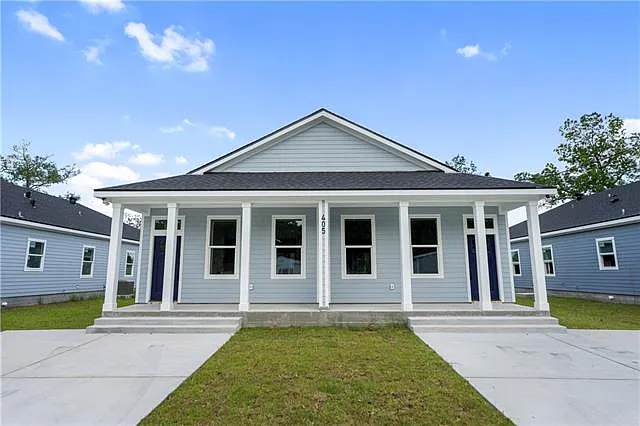 3 bed, 2.0 bath, 1197 sqft, $2,100 — Photo 1