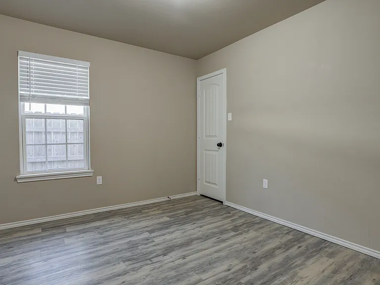 1009 Preston Trl #B — Photo 21