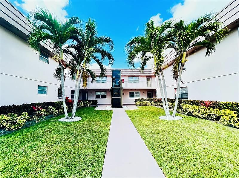 1st image of 366 Saxony Way #H