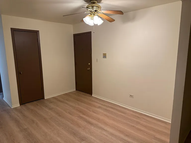 1537 Norway Ln #A — Photo 10