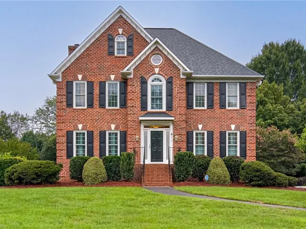 215 Fox Ridge Cir, Lewisville, NC 27023