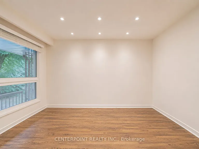 7 Elliott Ave — Photo 6
