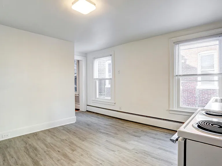 819 Columbia Ave #4 — Photo 7