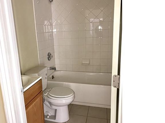 2nd image of 1600 E Sandison St APT 1
