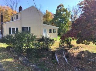 584 Montana Rd, Washington, NJ 07882