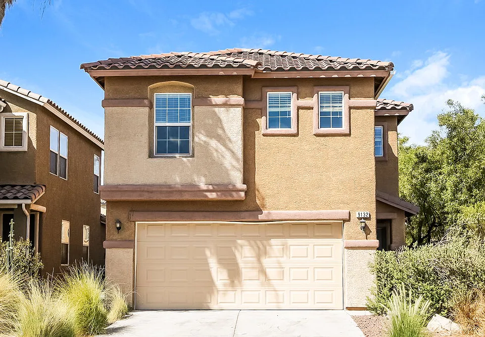 9132 Patrick Henry Ave