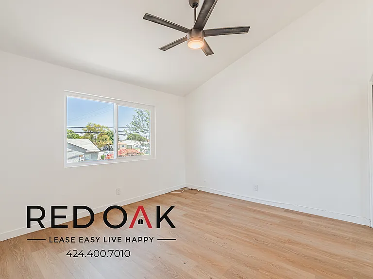 11051 Barnwall St #11 — Photo 11