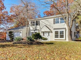 5 Oak Glen Rd, Toms River, NJ 08753