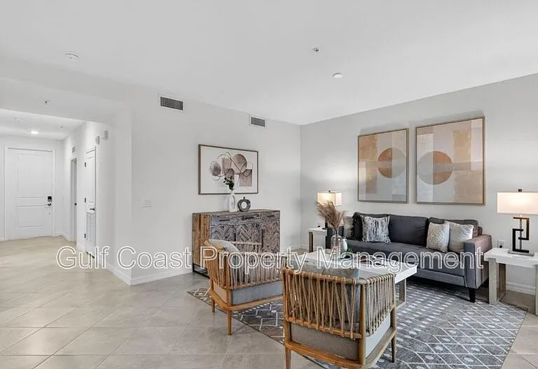 14201 Heritage Landing Blvd #1312 — Photo 5