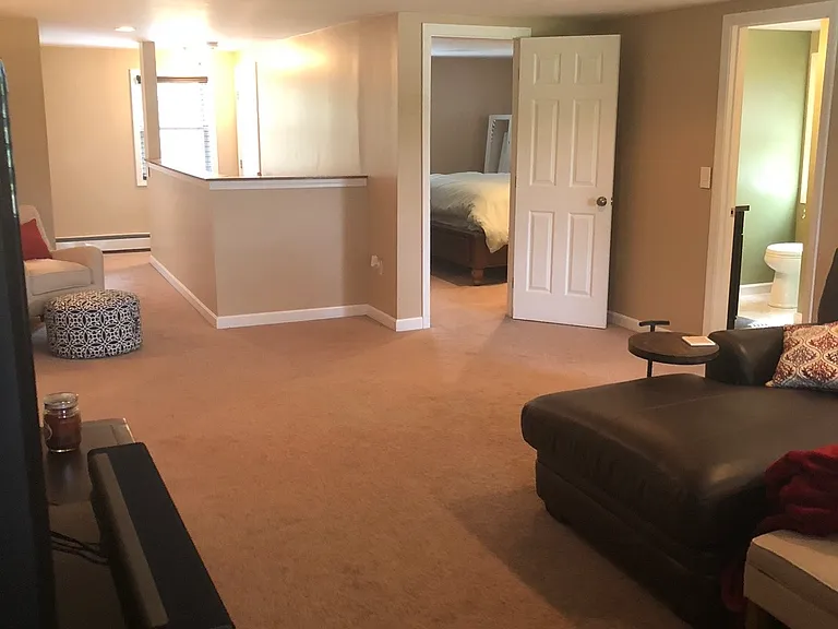 170 Robin Hill Rd — Photo 6