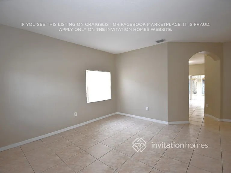 18051 SW 144th Ct — Photo 3