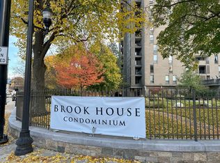 77 Pond Ave APT 502, Brookline, MA 02445