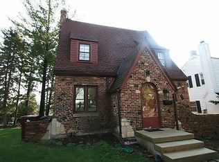 917 Edgewood Pl, Ann Arbor, MI