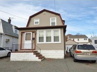 53 Fayette St, Edison, NJ 08817