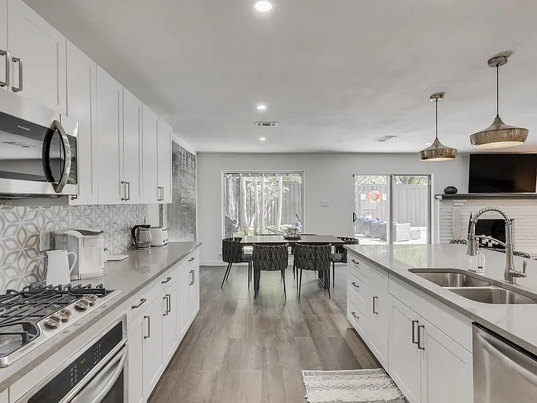 4224 Shady Bend Dr — Photo 21