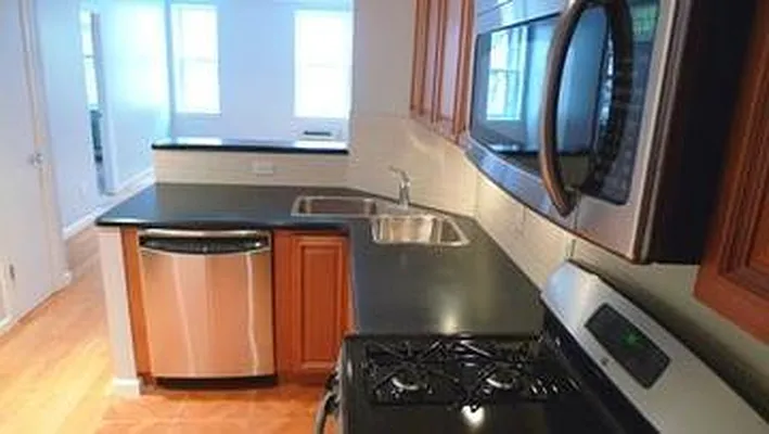 Rented by Citi Habitats | media 36