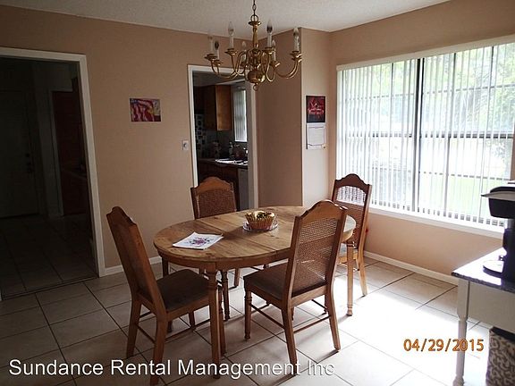 3rd image of 370 Brian Cir