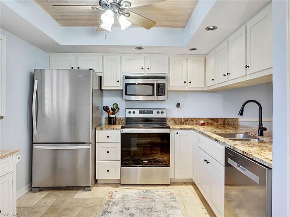 5th image of 5705 Foxlake DR #2