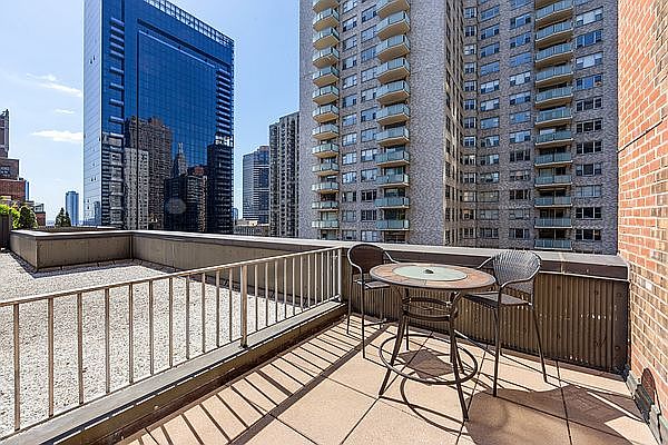 1st image of 305 E 40th St #15L