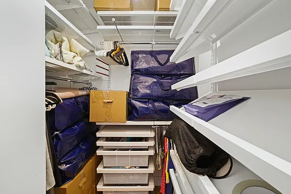 Rented by Oxford Property Group | media 13