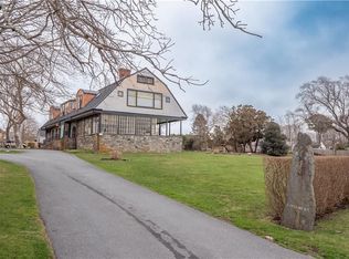 438 Wolcott Ave APT 2, Middletown, RI 02842