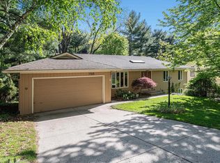 17325 Post Tavern Rd, Granger, IN 46530